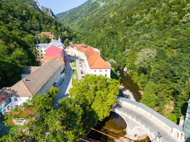 Casa Anne Otel Băile Herculane Dış mekan fotoğraf
